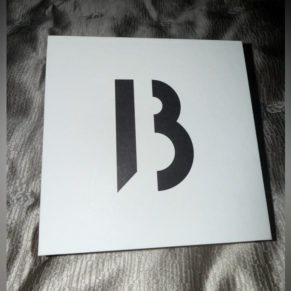 Byredo Bal D’Afrique, Mojave Ghost Travel Perfumes and Prada lipstick - Picture 6 of 10